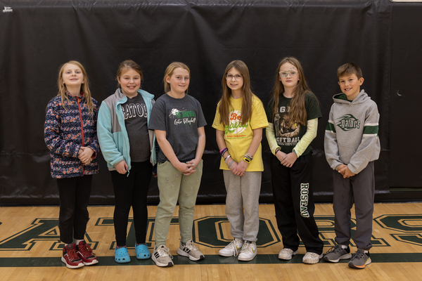 Badger School fourth to sixth grade “A” honor roll students are (L-R): Rozalyn Bieber, Hadley Zimney, Paige Gust, Delyla Carpenter, Onah Gregerson, and Ezra Monsrud. (photo by Val Truscinski)
